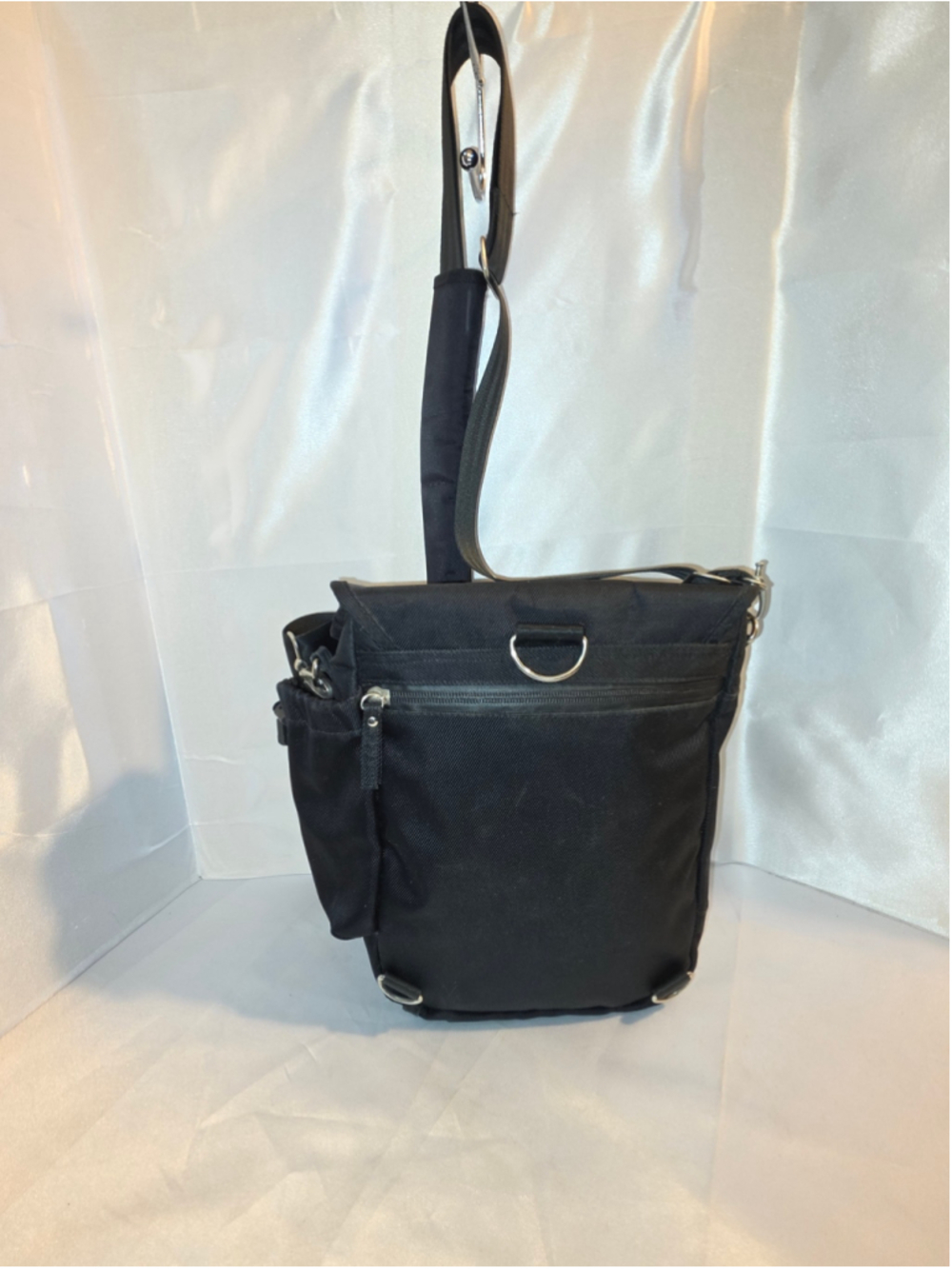 Simply Edyn Convertible Backpack - Picture 3 of 9